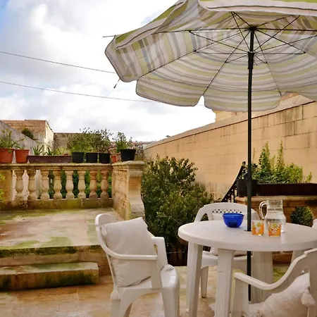 Vendégház In House - Lovely Old Townhouse Private With En *