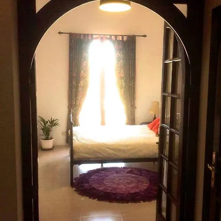 In House - Lovely Old Townhouse Private With En * Rabat